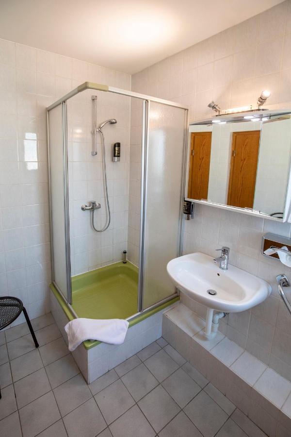 Berghotel Waidmannsheil Battenberg  Luaran gambar