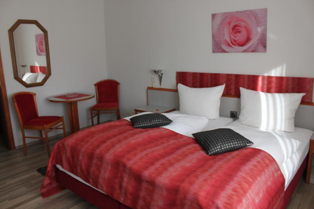 Berghotel Waidmannsheil Battenberg  Luaran gambar
